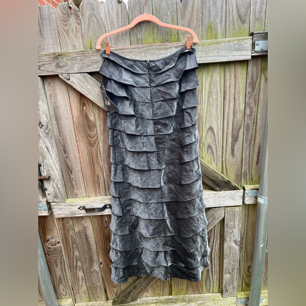 Adrianna Papell Charcoal Layered long Skirt - Picture 3 of 9